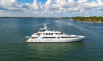 Surina yacht charter Trident Motor Yacht