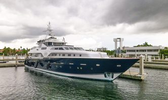 Shalimar yacht charter Benetti Motor Yacht