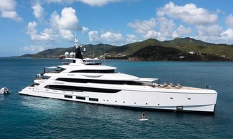 Triumph yacht charter Benetti Motor Yacht