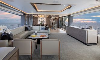 Entrepreneur yacht charter Ocean Alexander Motor Yacht