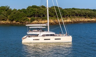 Daiquiri yacht charter Lagoon Motor/Sailer Yacht