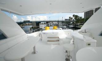 Vitesse yacht charter Hargrave Motor Yacht
