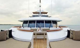 La Dea II yacht charter Trinity Yachts Motor Yacht