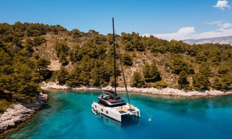 n+1 yacht charter Sunreef Yachts Sail Yacht
