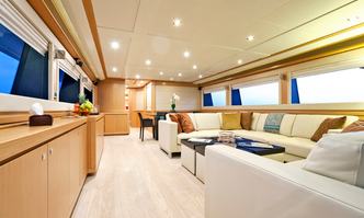 La Pausa yacht charter Ferretti Yachts Motor Yacht