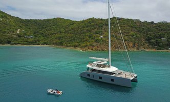 Seaclusion yacht charter Sunreef Yachts Motor/Sailer Yacht