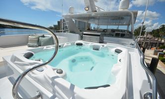 Escape yacht charter Hatteras Motor Yacht