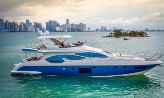 Seven yacht charter Azimut Motor Yacht