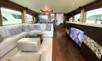 Chelsea yacht charter Hatteras Motor Yacht