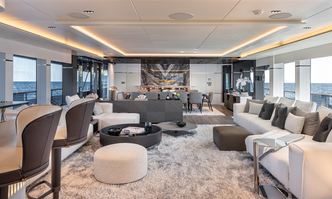 Oculus yacht charter Numarine Motor Yacht