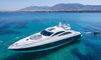 Elentari yacht charter Sunseeker Motor Yacht