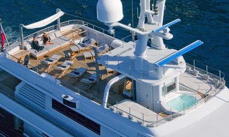 Mariu yacht charter Codecasa Motor Yacht