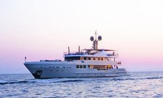 R23 yacht charter AMTEC Motor Yacht