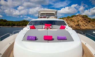 Li-Jor yacht charter Sunseeker Motor Yacht