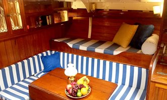 When and If yacht charter Pendleton Sail Yacht