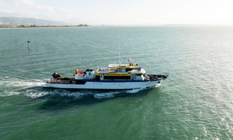 Southern Cross yacht charter Niigata Shipyard Motor Yacht