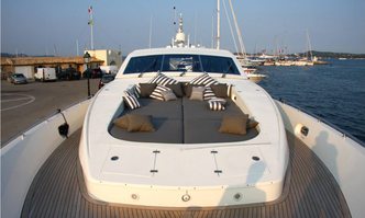Moon Glider yacht charter Leopard Motor Yacht