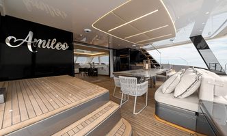 Amileo yacht charter Sunreef Yachts Motor Yacht