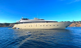 Infinity yacht charter Mondo Marine Motor Yacht