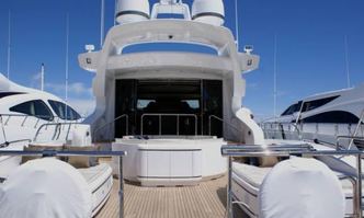 Daya yacht charter Overmarine Motor Yacht