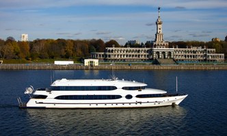 Balu yacht charter Custom Motor Yacht