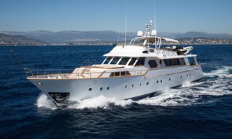 Libertus yacht charter Benetti Motor Yacht