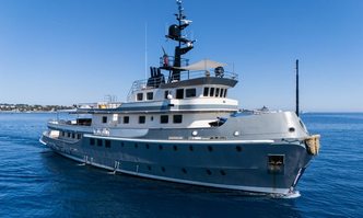 Daddy Shane yacht charter Dunston Shipyard Motor Yacht