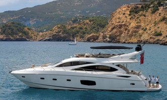 Cala Di Luna yacht charter Sunseeker Motor Yacht