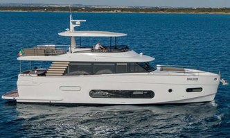 Soul yacht charter Azimut Motor Yacht