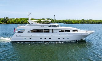 Carpe Diem yacht charter Intermarine - USA Motor Yacht
