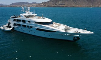 Valinor yacht charter Westport Yachts Motor Yacht