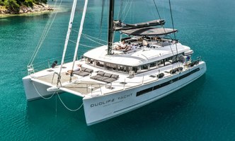 Duolife yacht charter Lagoon Motor/Sailer Yacht