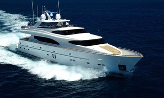 Triple 888 yacht charter Horizon Motor Yacht