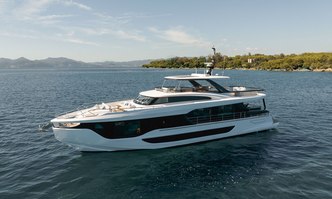 BK yacht charter Azimut Motor Yacht