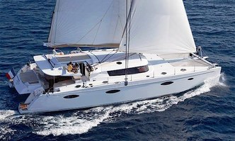 World's End yacht charter Fountaine Pajot Motor/Sailer Yacht