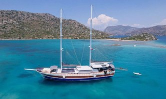 Babacan yacht charter Custom Motor/Sailer Yacht