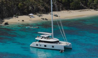 Entre4 yacht charter Sunreef Yachts Motor/Sailer Yacht
