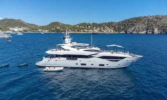 Noroader yacht charter Sunseeker Motor Yacht