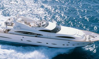 B4 yacht charter Astondoa Motor Yacht