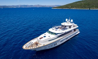 Conte Stefani yacht charter Horizon Motor Yacht
