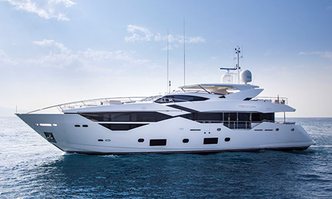 Freedom yacht charter Sunseeker Motor Yacht