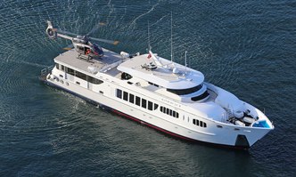 Intender yacht charter Austal Motor Yacht