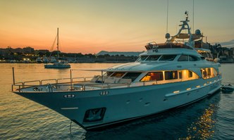 Endless Summer yacht charter Benetti Motor Yacht