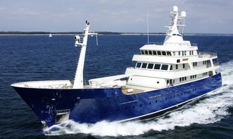 Cupani yacht charter Royal Denship Motor Yacht