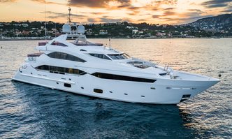 Thumper yacht charter Sunseeker Motor Yacht