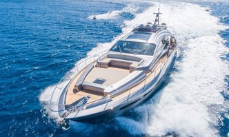 Beyond yacht charter Pershing Motor Yacht