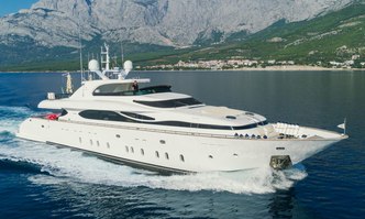 Cynthia yacht charter Maiora Motor Yacht