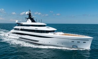 Amor a Vida yacht charter CRN Yachts Motor Yacht