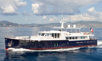Paolyre yacht charter Ocea Motor Yacht