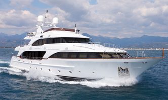 Ahida 2 yacht charter Benetti Motor Yacht